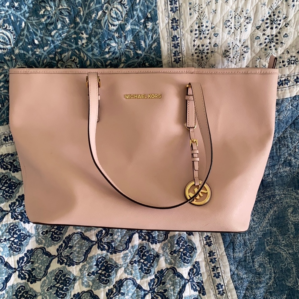 Micheal Kors bag